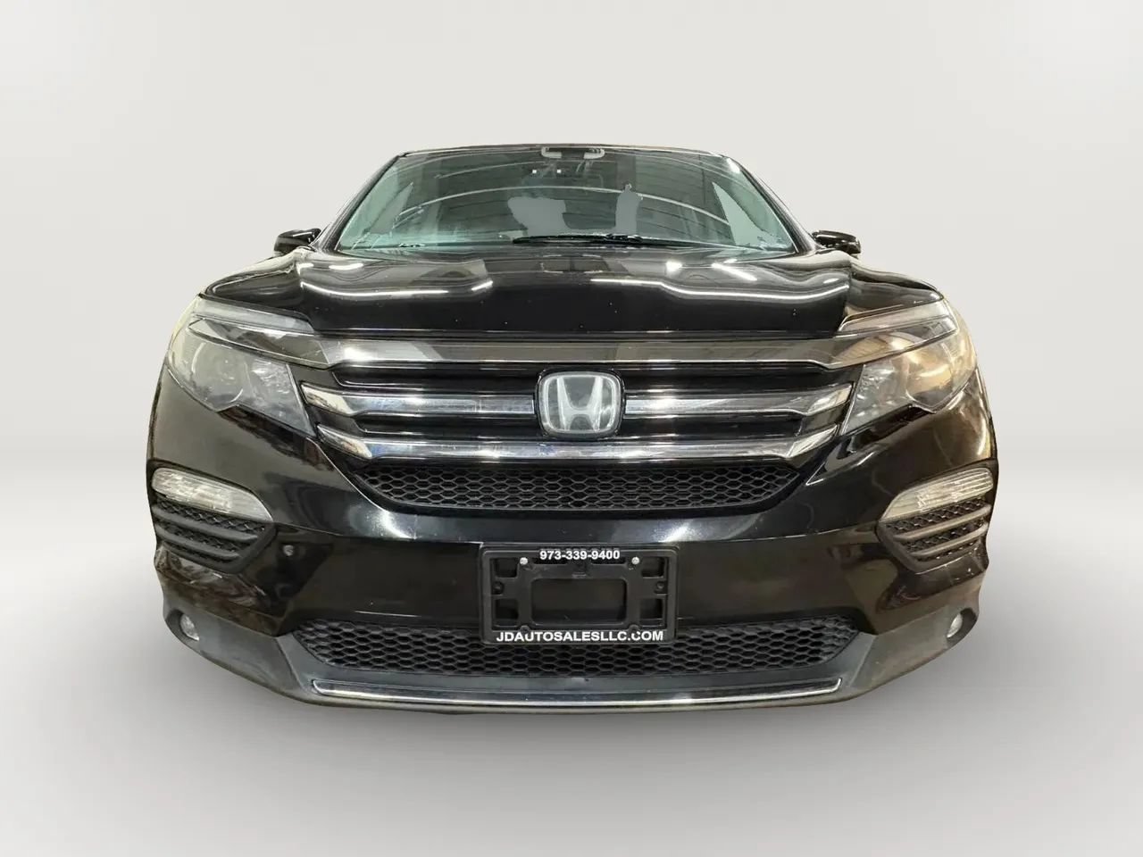 Used 2016 Honda Pilot Touring image 3