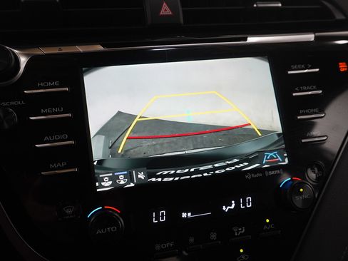 Used 2020 Toyota Camry XSE image 26