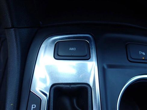 Used 2023 Chevrolet Equinox LT w/ LPO, Floor Liner Package AWD/4WD image 21