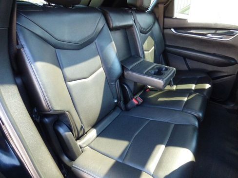 Used 2020 Cadillac XT5 Premium Luxury image 5