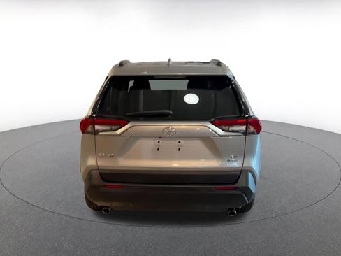 Used 2025 Toyota RAV4 LE image 12