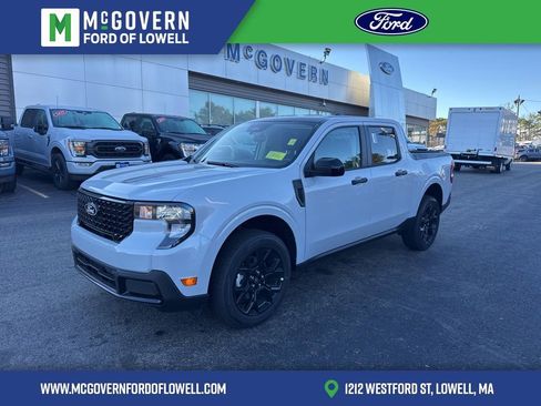 New 2025 Ford Maverick XLT w/ Black Appearance Package image 1