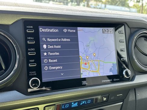 Used 2023 Toyota Tacoma TRD Sport w/ TRD Premium Sport Package AWD/4WD image 18