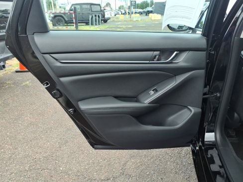 Used 2022 Honda Accord Sport Special Edition image 23