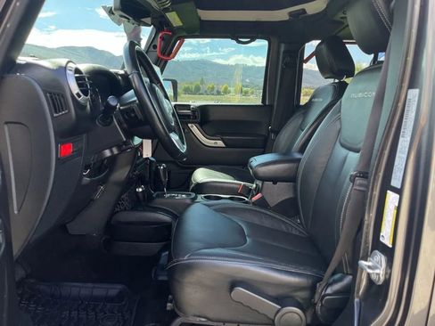 Used 2017 Jeep Wrangler Unlimited Rubicon image 11