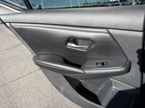 Used 2022 Nissan Sentra SR w/ Midnight Edition FWD image 15