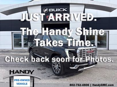 Used 2025 GMC Yukon Denali w/ Sun & Power Step Package
