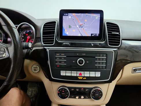 Used 2018 Mercedes-Benz GLE 350 image 22