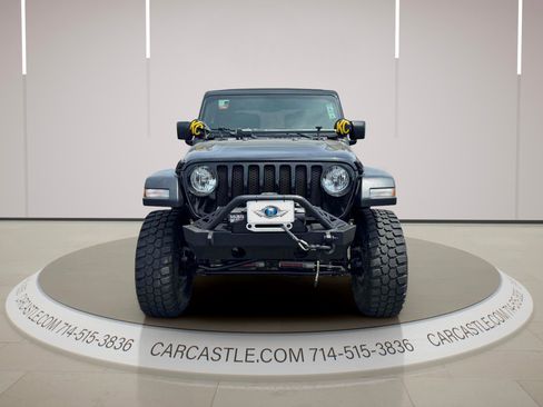 Used 2020 Jeep Wrangler Sport AWD/4WD image 2