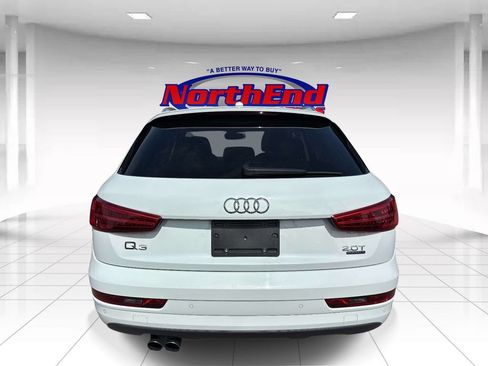 Used 2018 Audi Q3 2.0T Premium Plus w/ Premium Plus Package AWD/4WD image 4