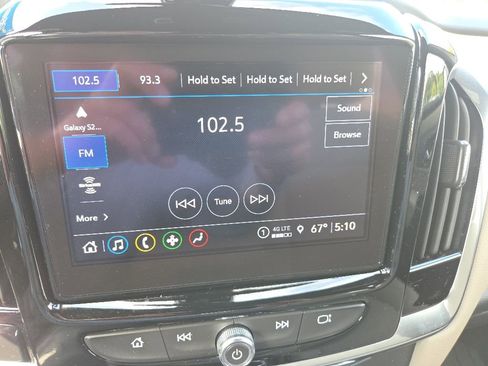 Used 2023 Chevrolet Traverse LT FWD image 31