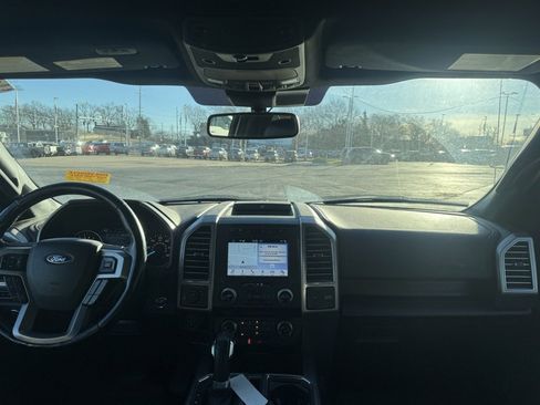 Used 2018 Ford F150 Platinum w/ Equipment Group 701A Luxury image 10