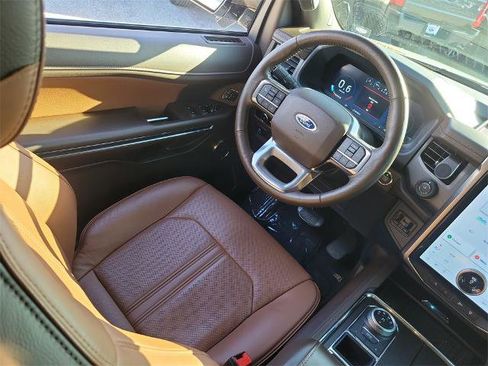 Certified 2024 Ford Expedition King Ranch image 17