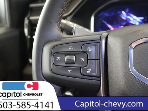 Used 2025 GMC Sierra 1500 AT4 image 20