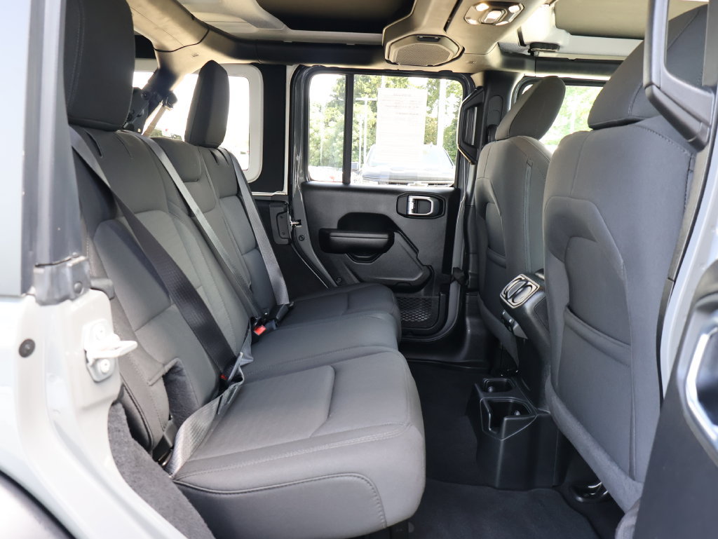 Used 2021 Jeep Wrangler Unlimited Sport AWD/4WD image 31