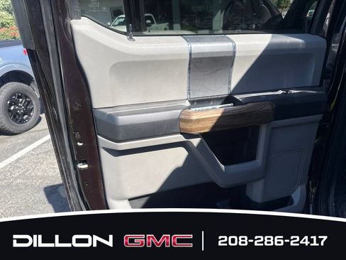 Used 2019 Ford F150 XLT w/ Equipment Group 302A Luxury AWD/4WD image 16