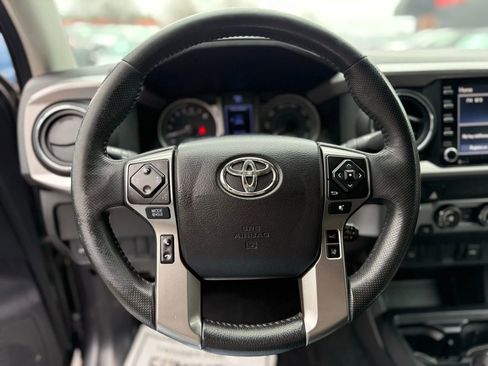 Used 2021 Toyota Tacoma SR5 w/ SR5 Appearance Package (SM) image 28