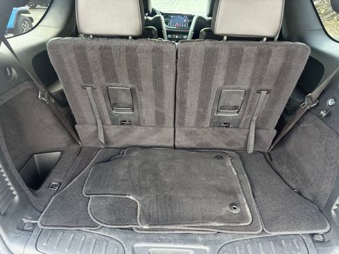 Certified 2023 Dodge Durango R/T RWD image 47