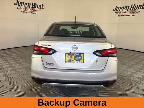 Used 2025 Nissan Versa S FWD image 6