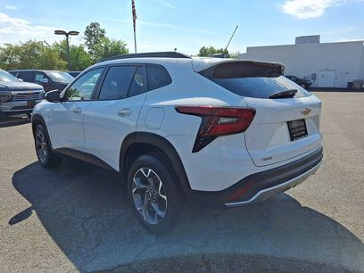 Certified 2024 Chevrolet Trax LT w/ Driver Confidence Package