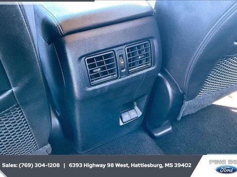 Used 2024 Toyota 4Runner SR5 Premium image 24