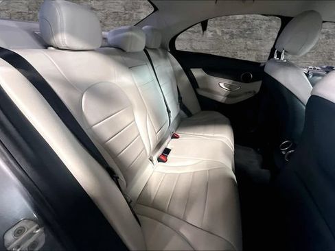 Used 2016 Mercedes-Benz C 300 4MATIC Sedan image 24