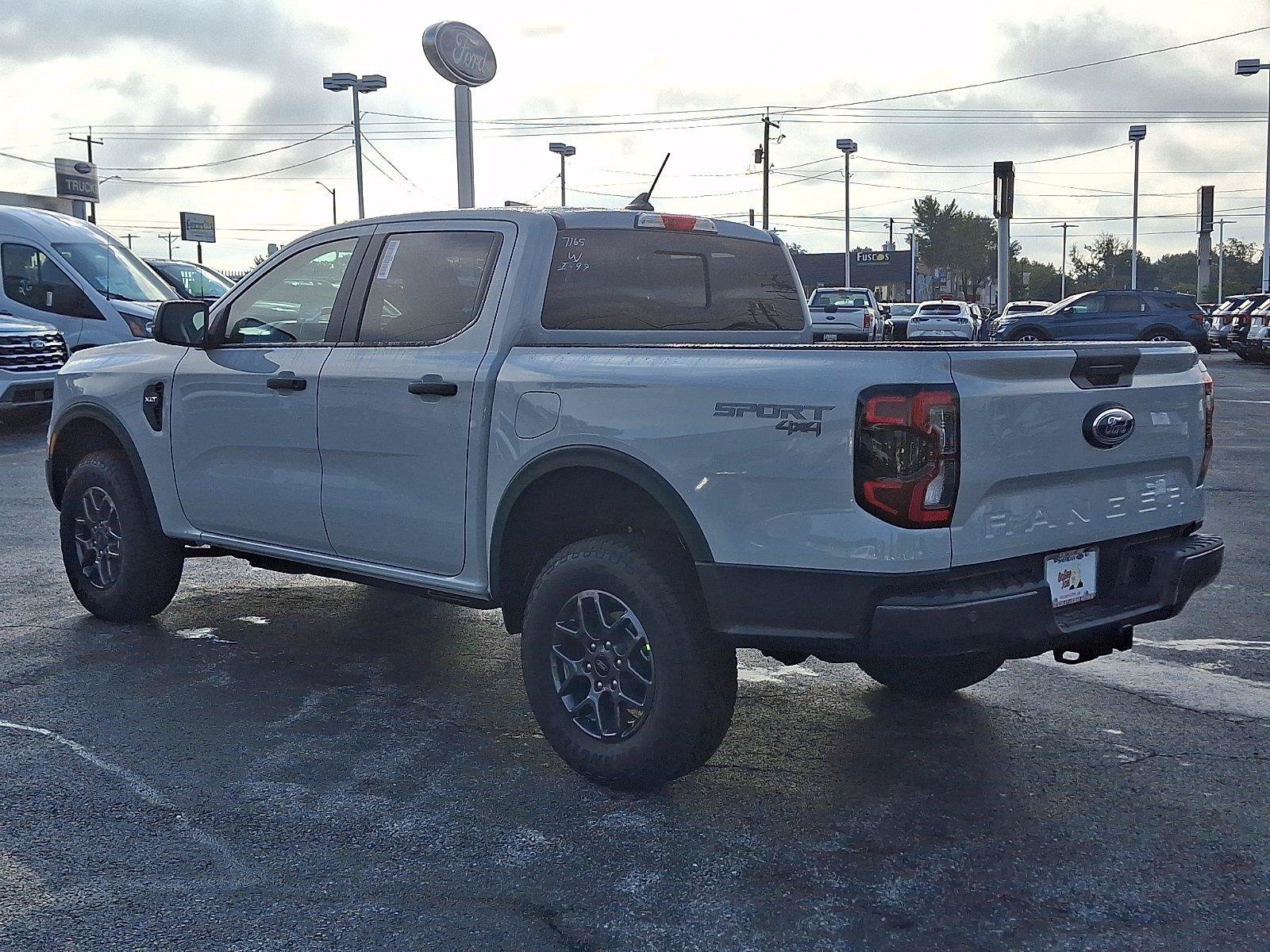 New 2026 Ford Ranger XLT w/ Equipment Group 301A High AWD/4WD image 3