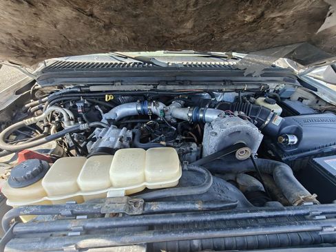 Used 1999 Ford F450 2WD Regular Cab Super Duty image 30