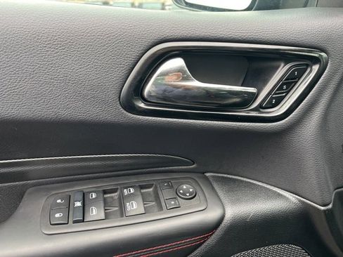 Used 2024 Dodge Durango GT image 17