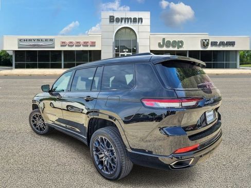 Used 2024 Jeep Grand Cherokee L Summit AWD/4WD image 8