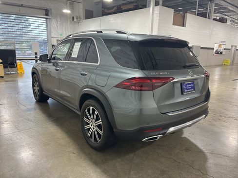 Used 2025 Mercedes-Benz GLE 450e 4MATIC image 4