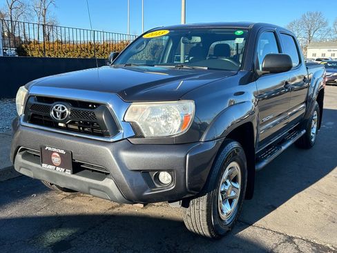 Used 2013 Toyota Tacoma 4x4 Double Cab w/ SR5 Pkg image 1