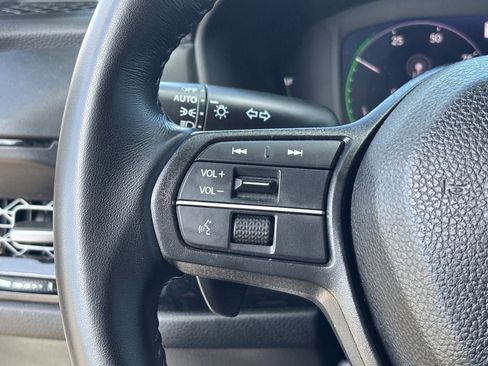 Used 2024 Honda Accord Sport image 32