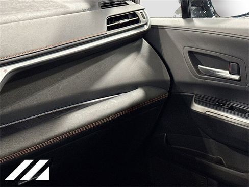 Used 2022 Toyota Sienna XSE image 25