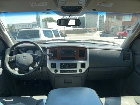Used 2006 Dodge Ram 2500 Truck Laramie AWD/4WD image 22