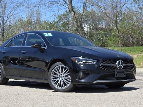 Used 2025 Mercedes-Benz CLA 250 4MATIC image 2