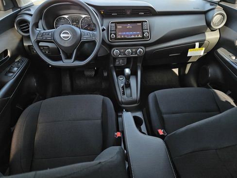 New 2025 Nissan Kicks Play S image 13