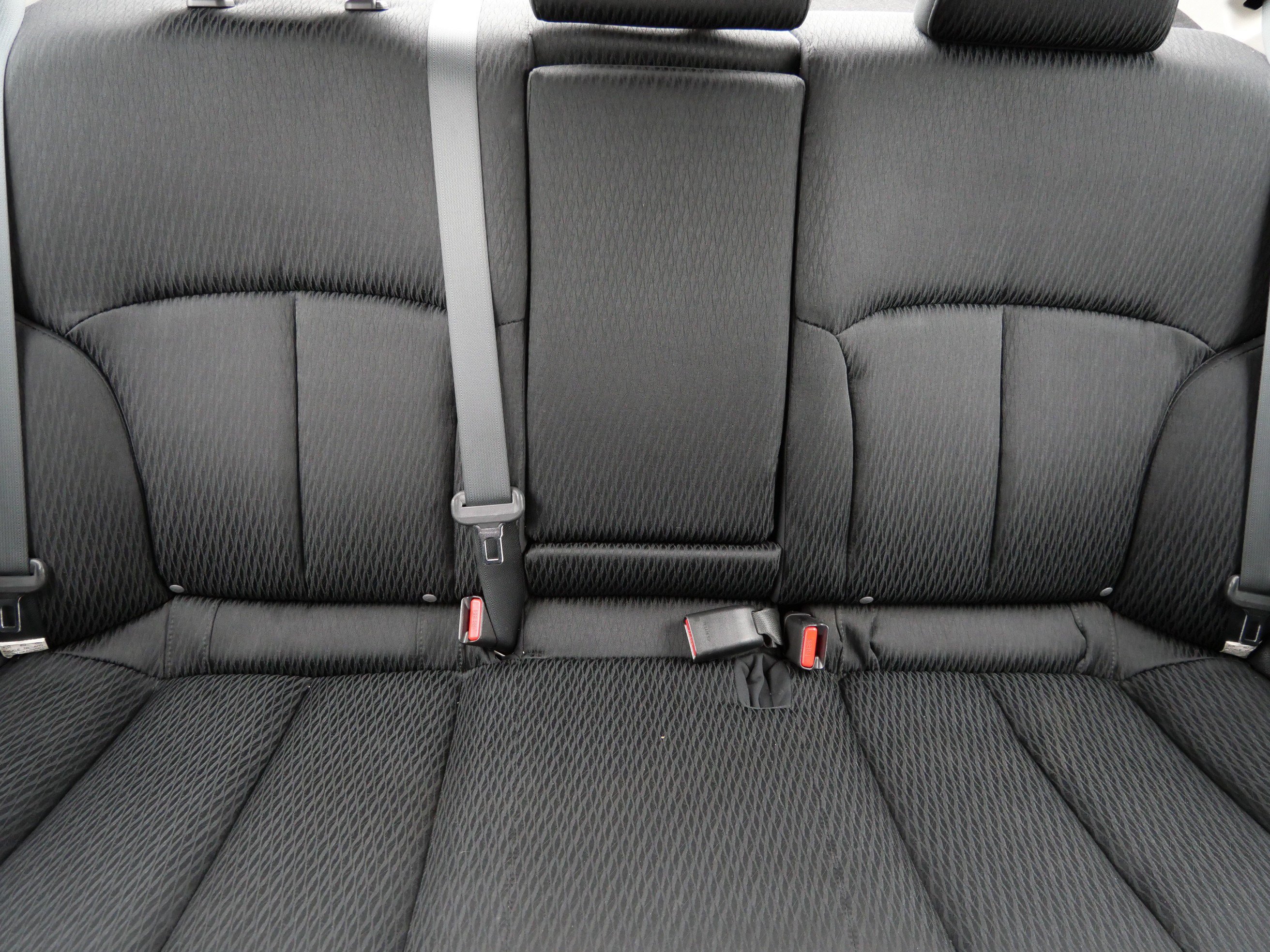 Used 2011 Subaru Legacy 2.5i AWD/4WD image 13