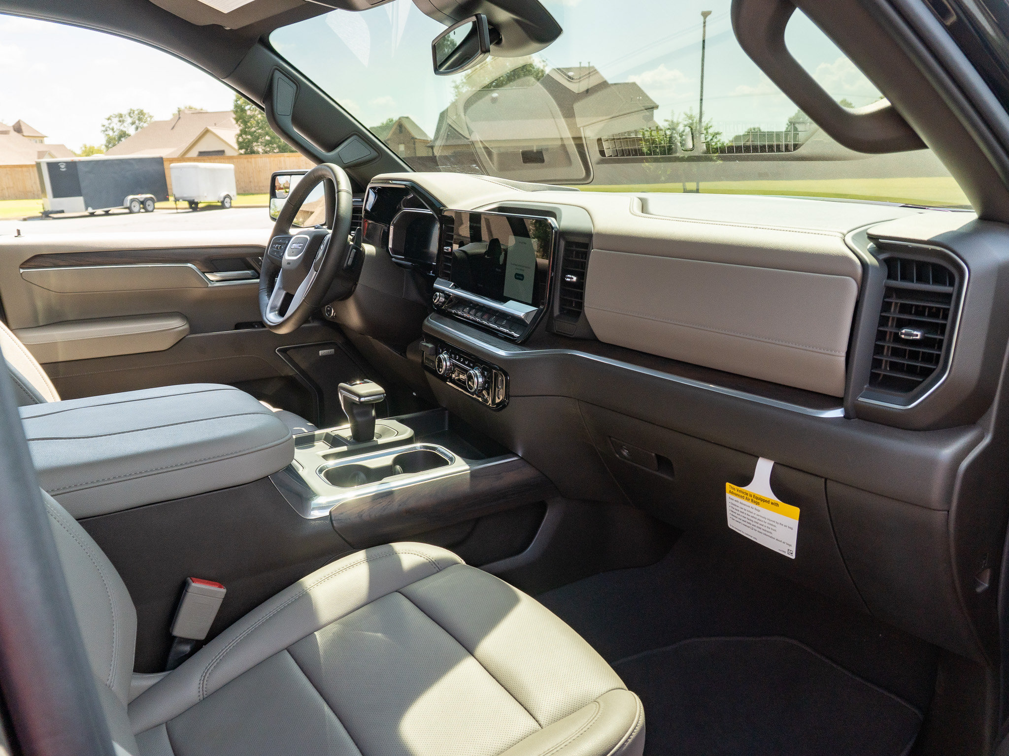 Used 2026 GMC Sierra 1500 SLT w/ SLT Convenience Package AWD/4WD image 18
