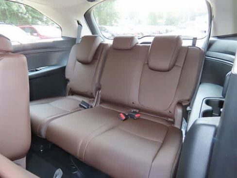 New 2026 Honda Odyssey Touring image 15