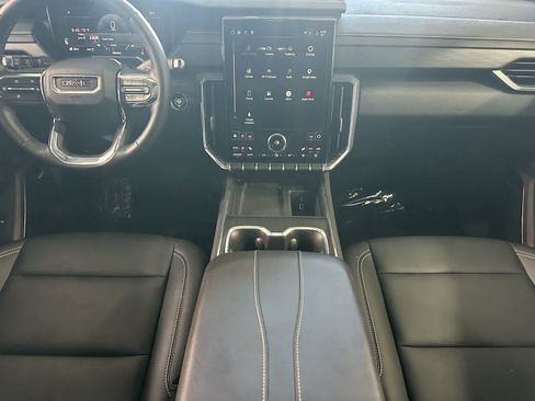 Used 2026 GMC Acadia Elevation w/ Elevation Premium Package AWD/4WD image 14