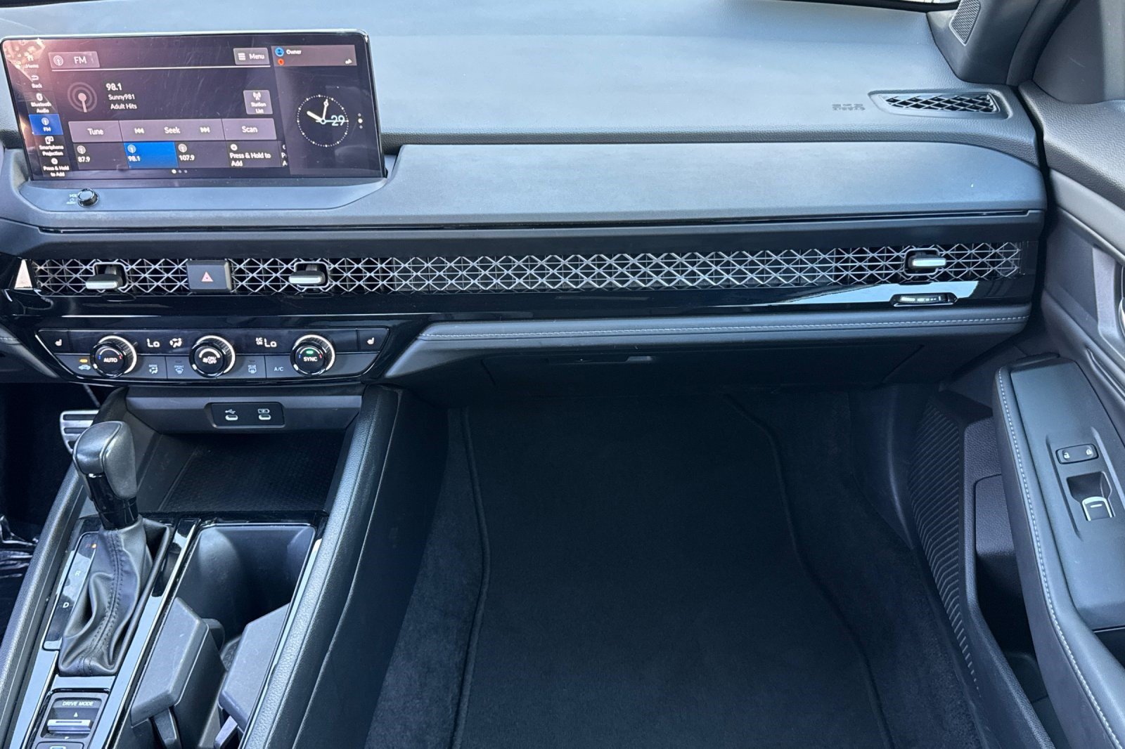 Certified 2023 Honda Accord Sport image 28