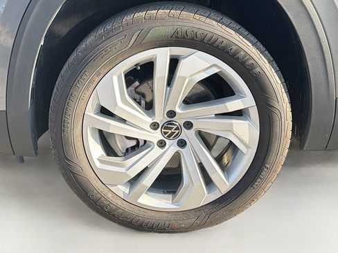 Used 2022 Volkswagen Atlas SEL AWD/4WD image 45