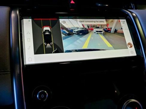 Used 2022 Land Rover Discovery Sport SE R-Dynamic image 46