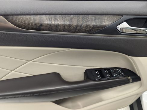 Used 2019 Lincoln MKC Reserve w/ MKC Climate Package image 10