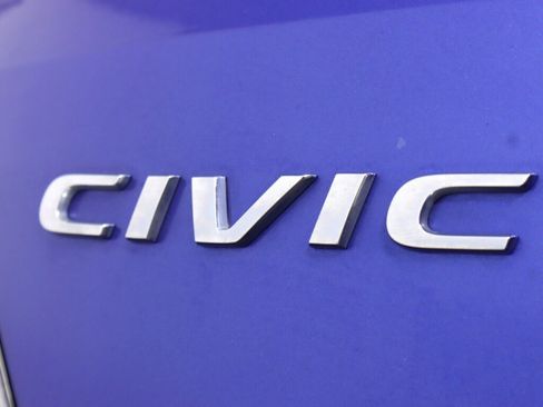 Used 2017 Honda Civic Sport image 31