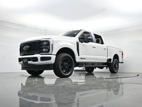 New 2026 Ford F250 Lariat w/ Black Appearance Package AWD/4WD image 35