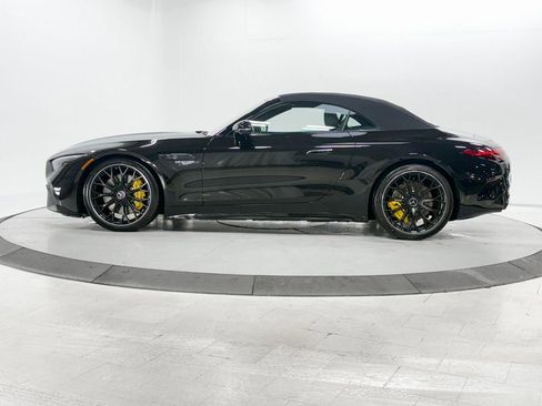 Used 2022 Mercedes-Benz SL 55 AMG 4MATIC w/ Driver Assistance Package image 4