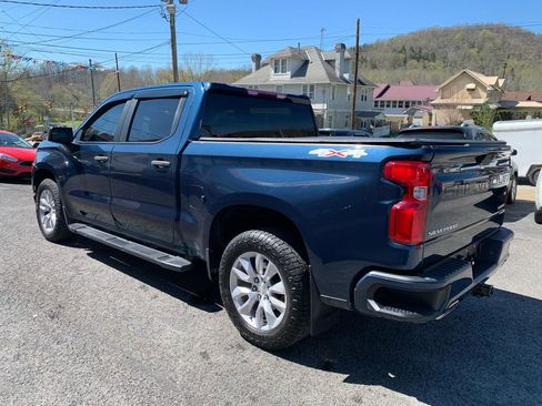 Used 2019 Chevrolet Silverado 1500 Custom w/ Custom Convenience Package image 3