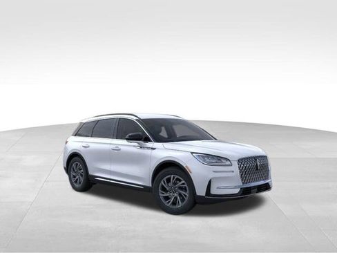 New 2026 Lincoln Corsair Premiere image 8